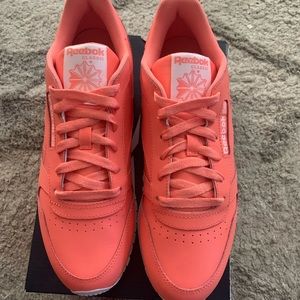 Reebok Classics Leather - Rare Coral